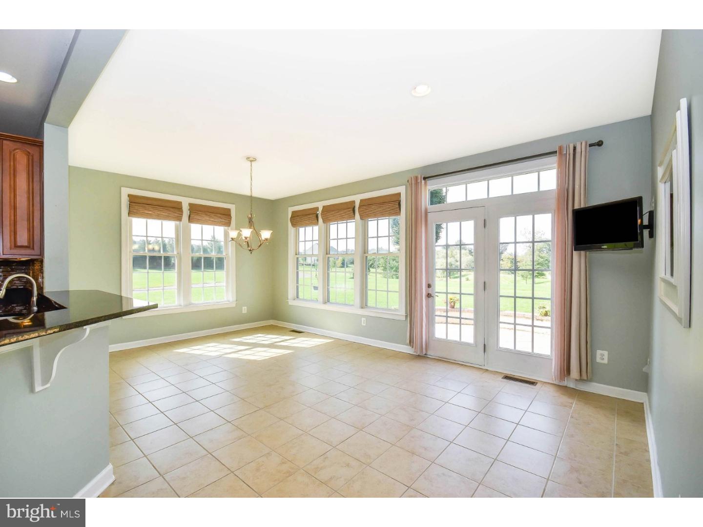 623 Fairway Drive Telford, PA 18969 - Photo 4 of 37 Breakfast Room