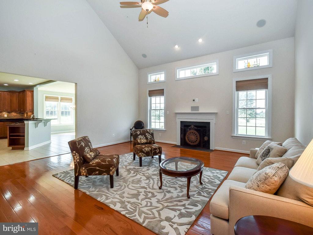 623 Fairway Drive Telford, PA 18969 - Photo 7 of 37 Great Room