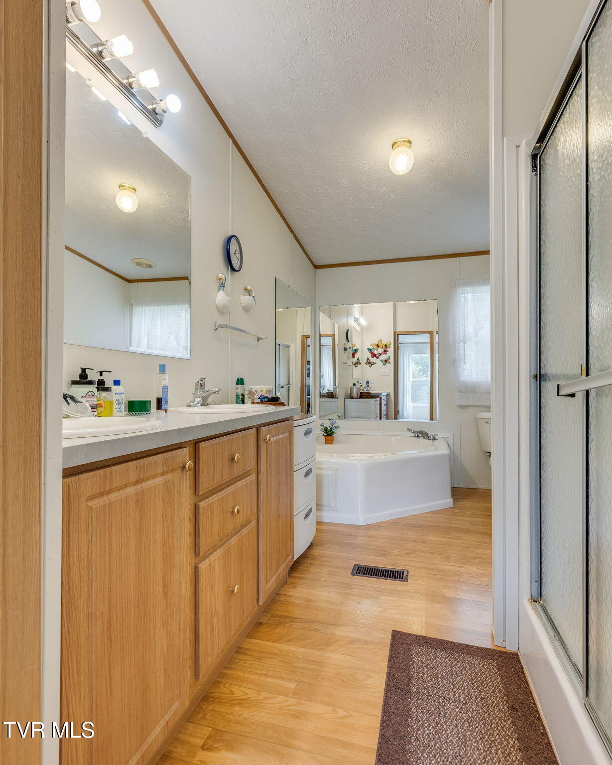 392 Elbert Ramsey Road Clinchco, VA 24226 - Photo 16 of 26 013