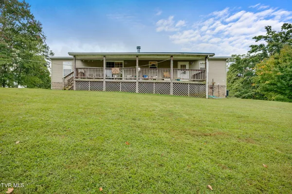 $279,900 | 392 Elbert Ramsey Road, Clinchco, VA 24226