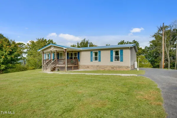 $279,900 | 392 Elbert Ramsey Road, Clinchco, VA 24226