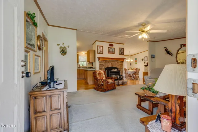 $299,900 | 392 Elbert Ramsey Road, Clinchco, VA 24226