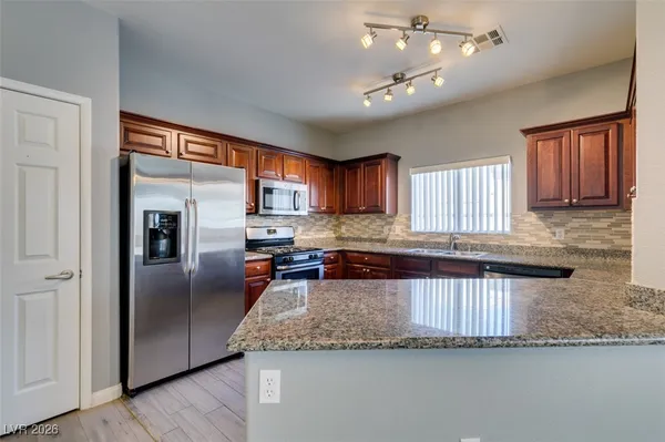 $1,650 | 6328 Desert Leaf Street, Unit 101, North Las Vegas, NV 89081