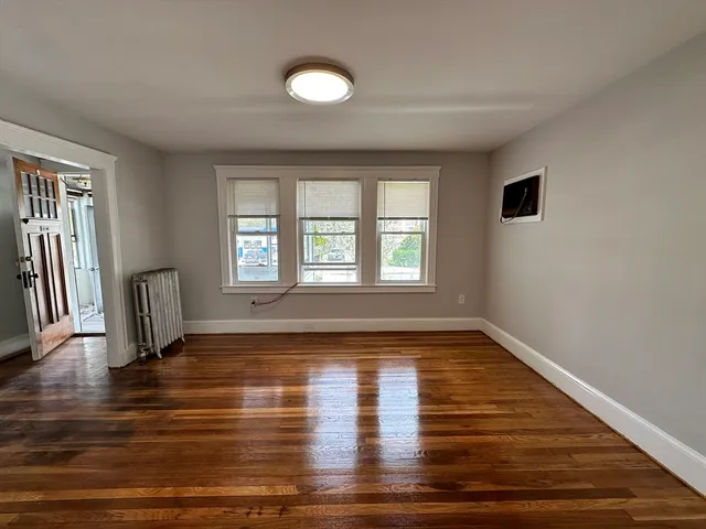 $3,200 | 159 Boston Avenue, Unit 1, Somerville, MA 02144