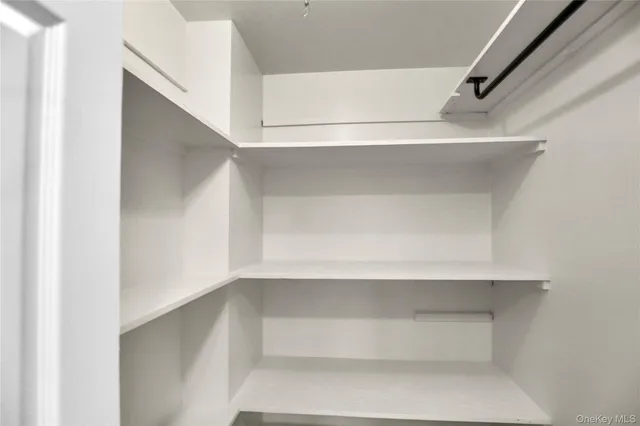 $799,000 | 37 Malvern Lane, Stony Brook, NY 11790