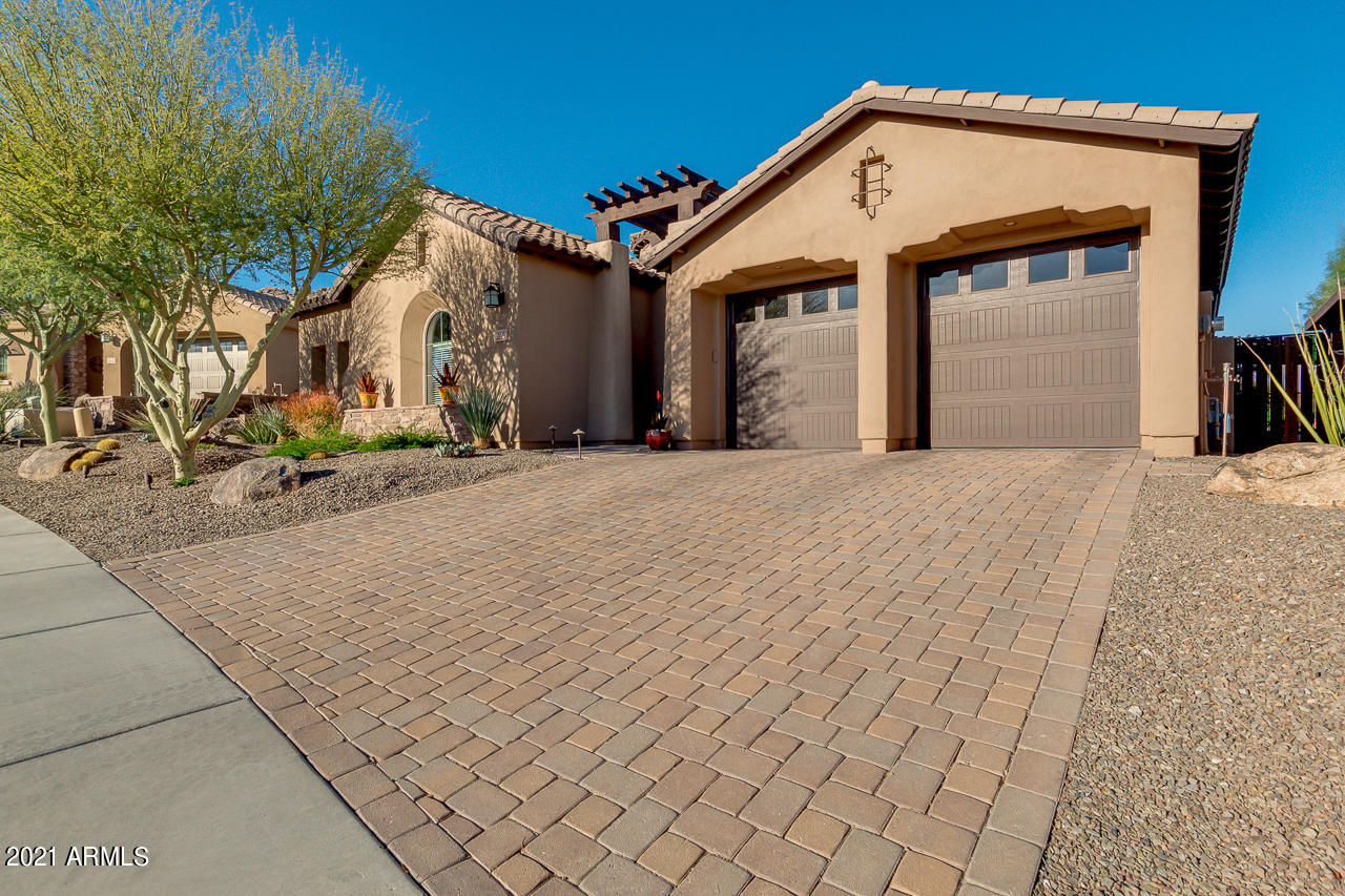 18316 West Desert Trumpet Road Goodyear, AZ 85338 - Photo 3 of 86 Paved driveway