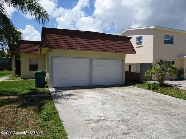 $1,600 | 18 North Court, Unit A, Indialantic, FL 32903