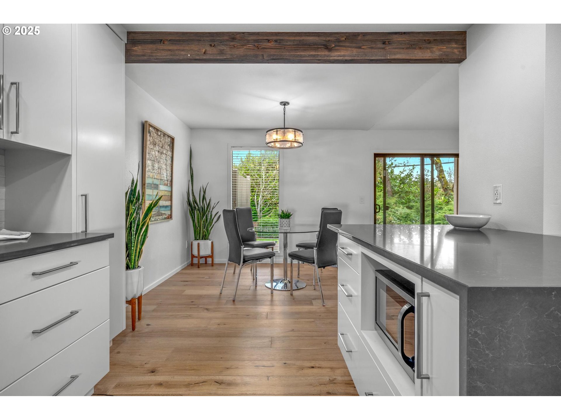 7904 Southwest Scholls Ferry Road Beaverton, OR 97008 - Photo 12 of 34 Gallery Image 12