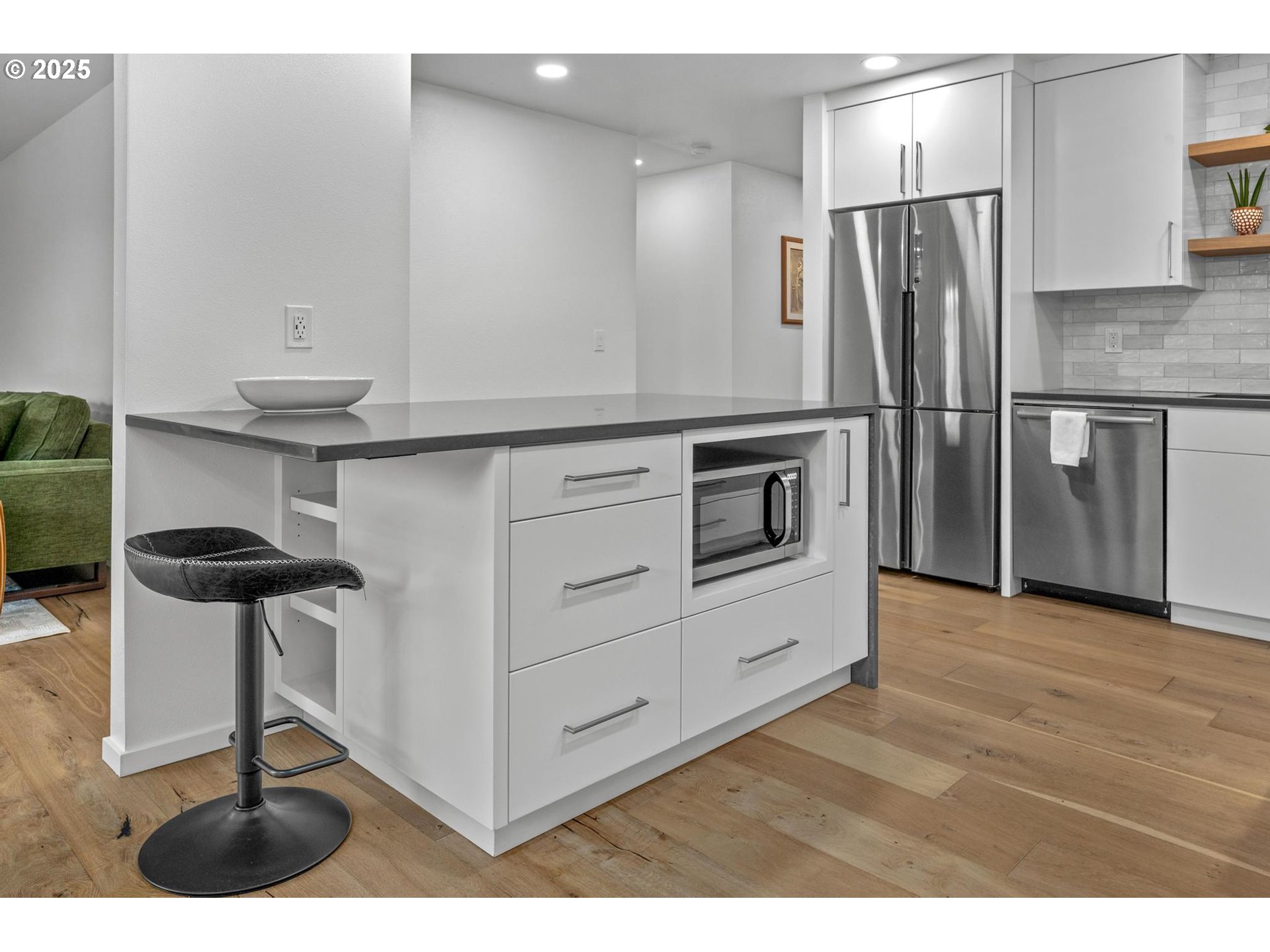 7904 Southwest Scholls Ferry Road Beaverton, OR 97008 - Photo 13 of 34 Gallery Image 13