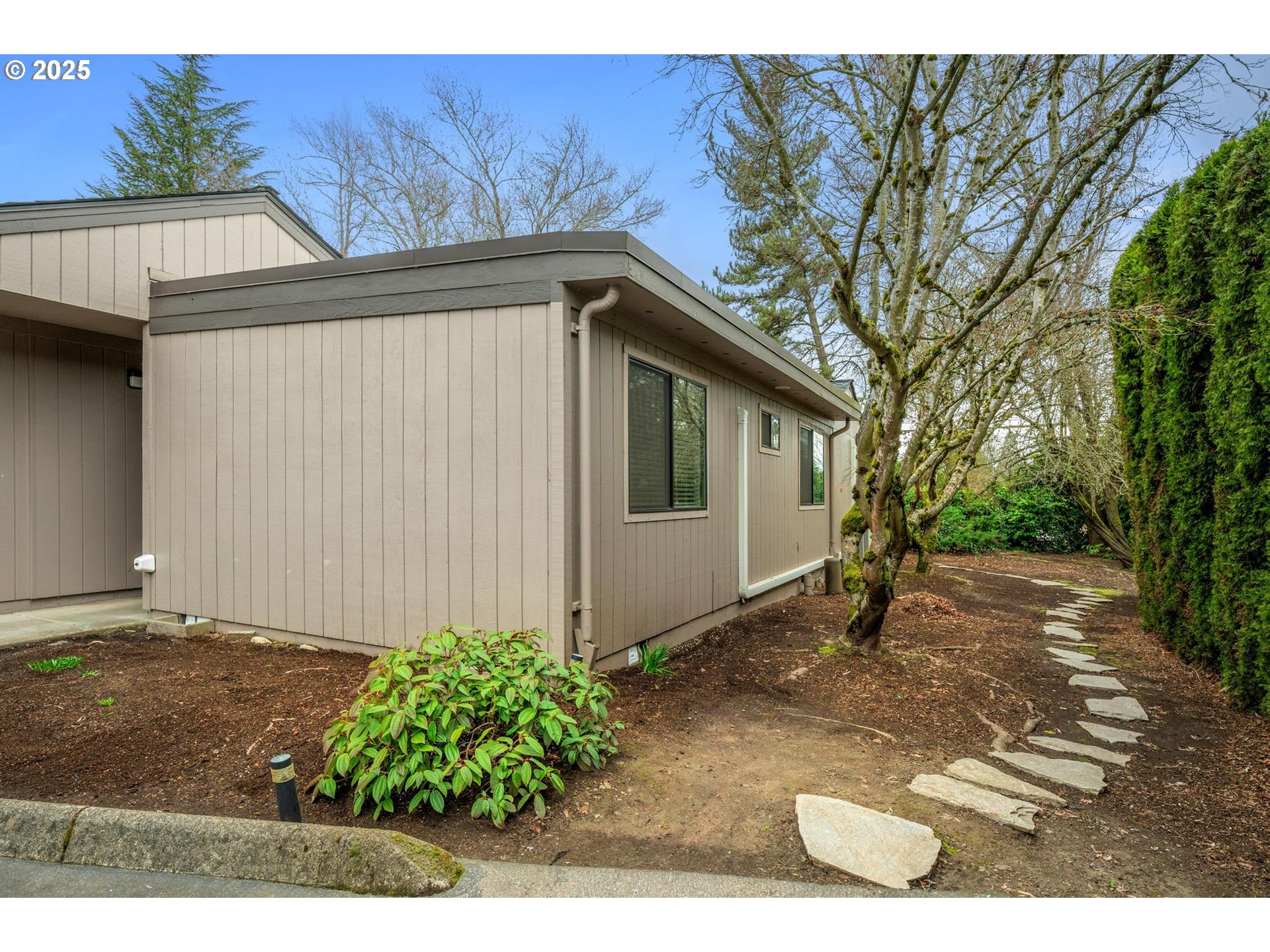 7904 Southwest Scholls Ferry Road Beaverton, OR 97008 - Photo 33 of 34 Gallery Image 33