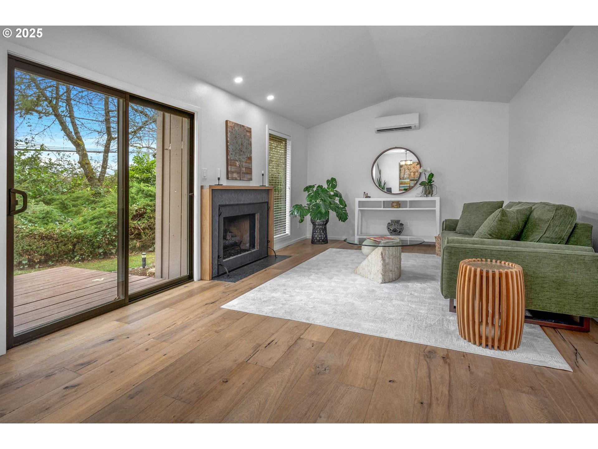 7904 Southwest Scholls Ferry Road Beaverton, OR 97008 - Photo 5 of 34 Gallery Image 5