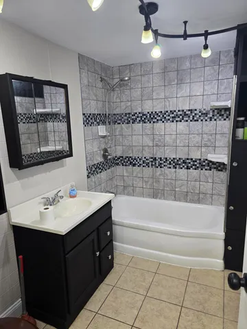 $119,900 | 1013 Mahlon Street, Lansing, MI 48906