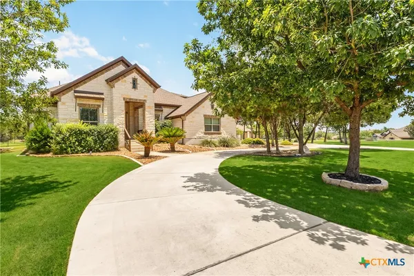 $945,000 | 814 Haven Point Loop, New Braunfels, TX 78132