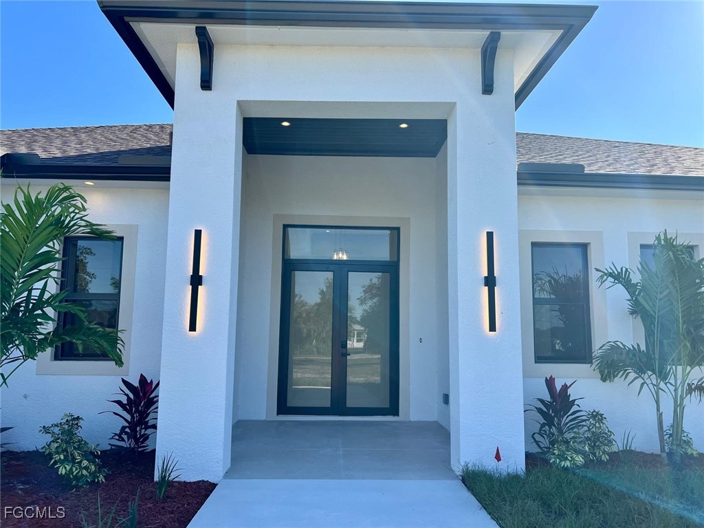 3672 68th Avenue Northeast Naples, FL 34120 - Photo 17 of 18 a view of a entryway of the house