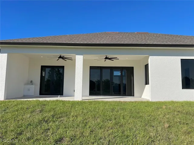 $745,000 | 3672 68th Avenue Northeast, Naples, FL 34120