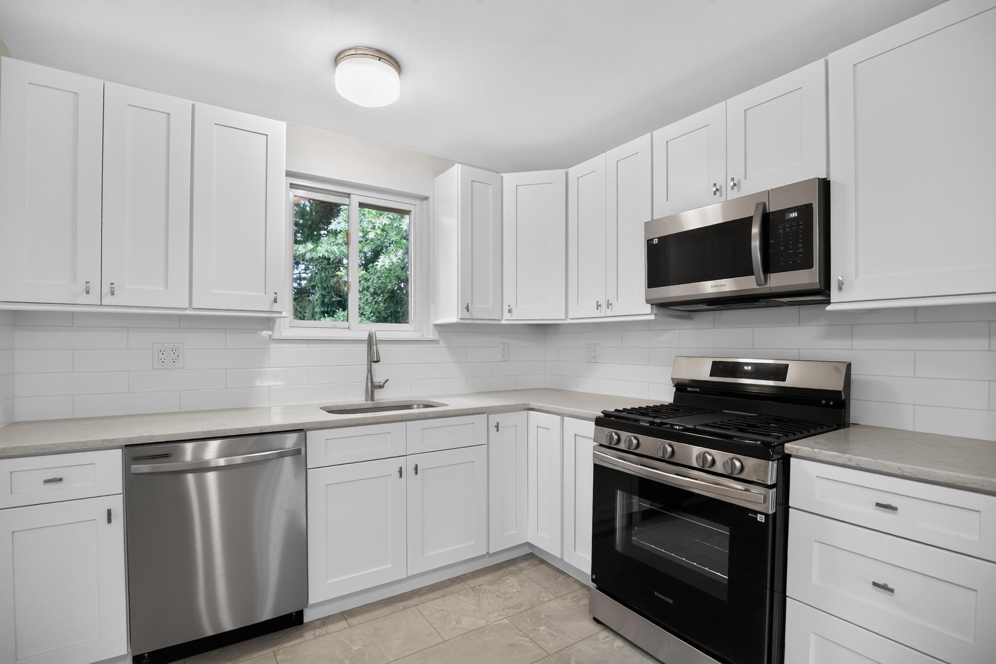 26 Glenwood Road Lumberton, NJ 08048 - Photo 8 of 37 Just finished. Completely new Kitchen.
