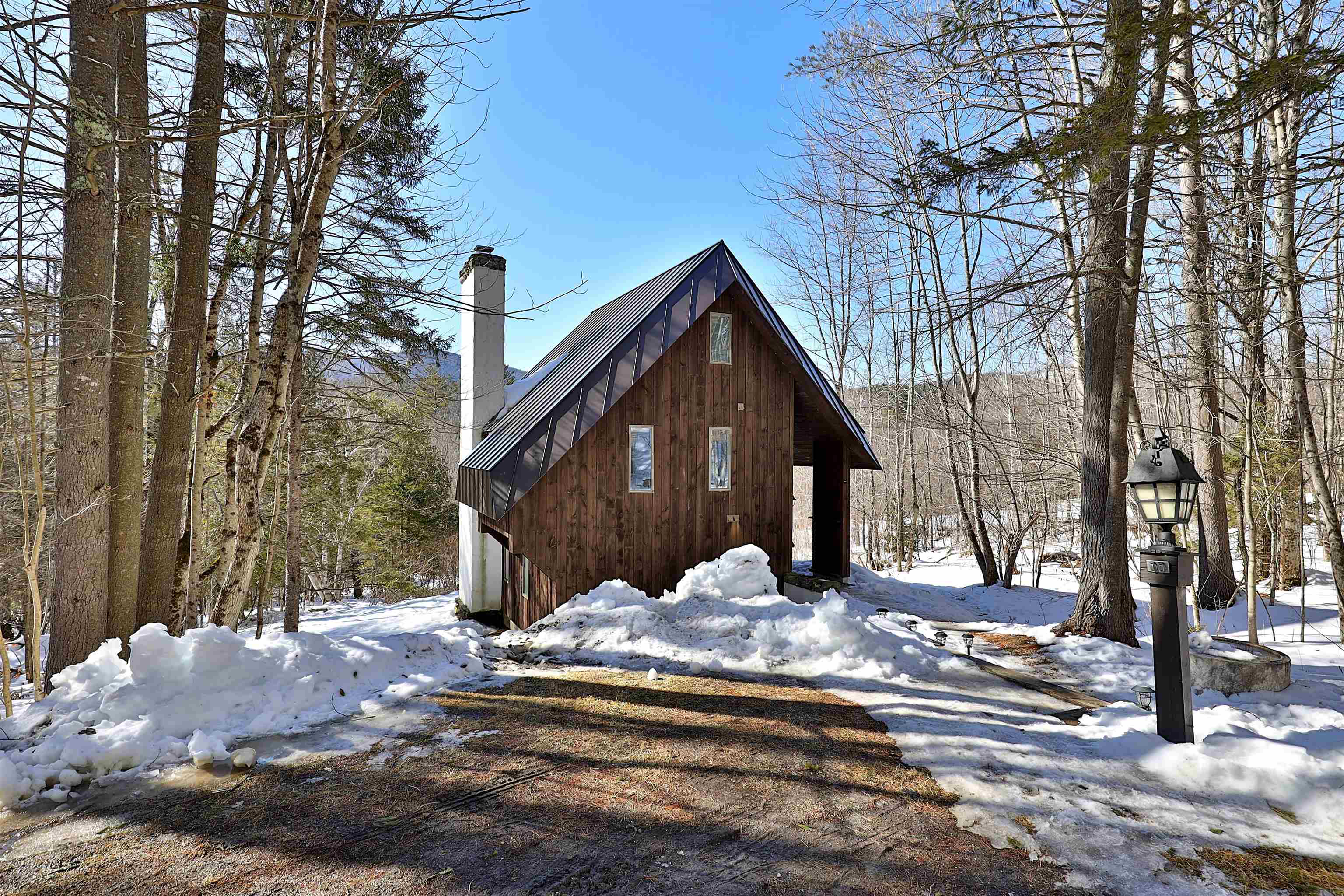 112 Forest Lane Rochester, VT 05767 - Photo 2 of 37