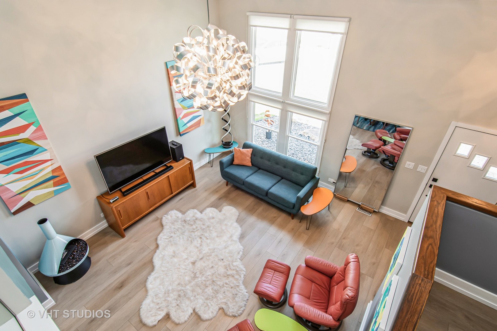 3127 Eugene Lane Aurora, IL 60504 - Photo 14 of 20 a living room with furniture and a flat screen tv