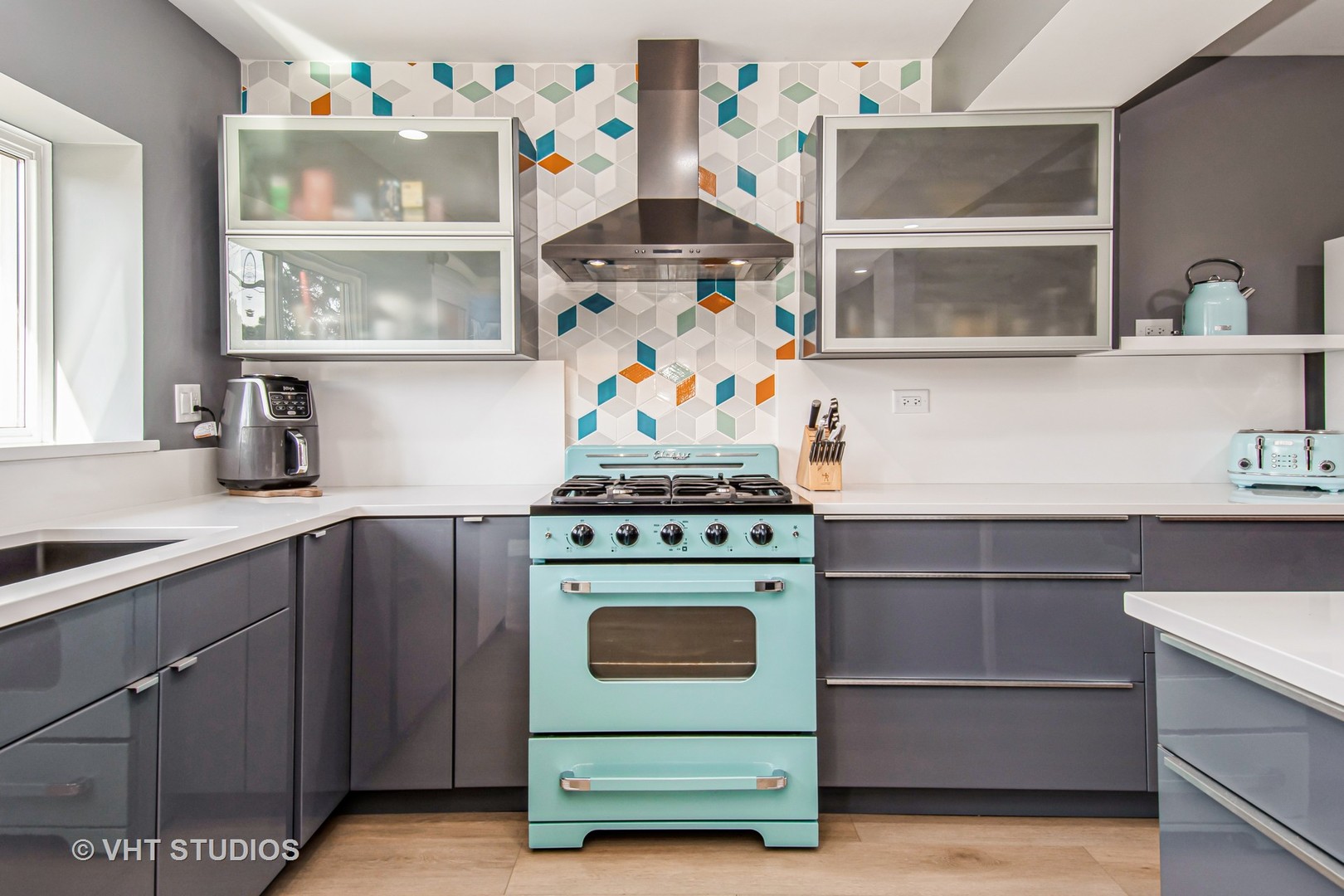 3127 Eugene Lane Aurora, IL 60504 - Photo 9 of 20 a kitchen with stainless steel appliances granite countertop a stove and a sink