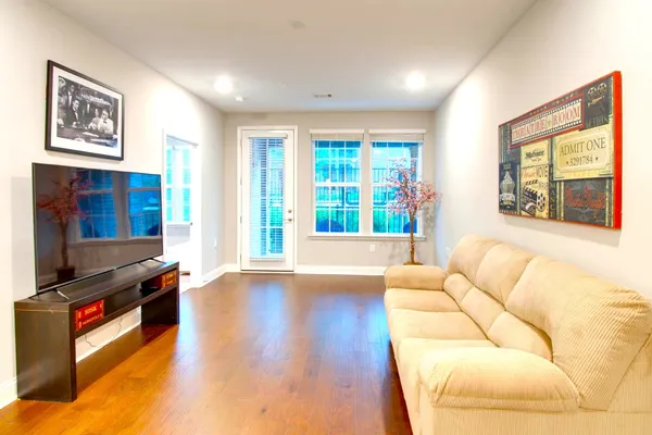 $364,900 | 1000 Vintage Green Lane, Unit 1102, Franklin, TN 37064