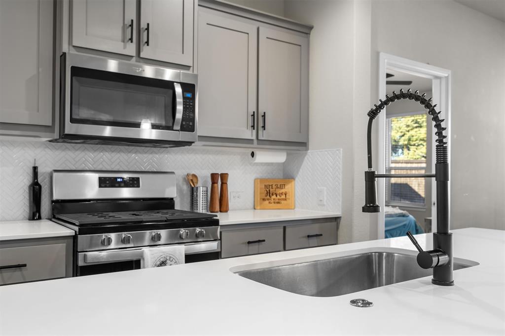 5525 Round Hl Road Denton, TX 76210 - Photo 11 of 30