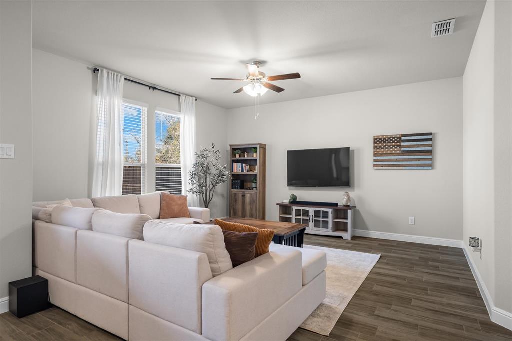 5525 Round Hl Road Denton, TX 76210 - Photo 13 of 30