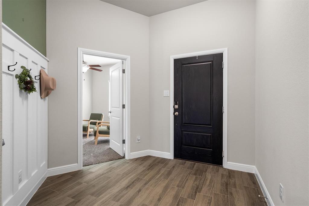 5525 Round Hl Road Denton, TX 76210 - Photo 5 of 30