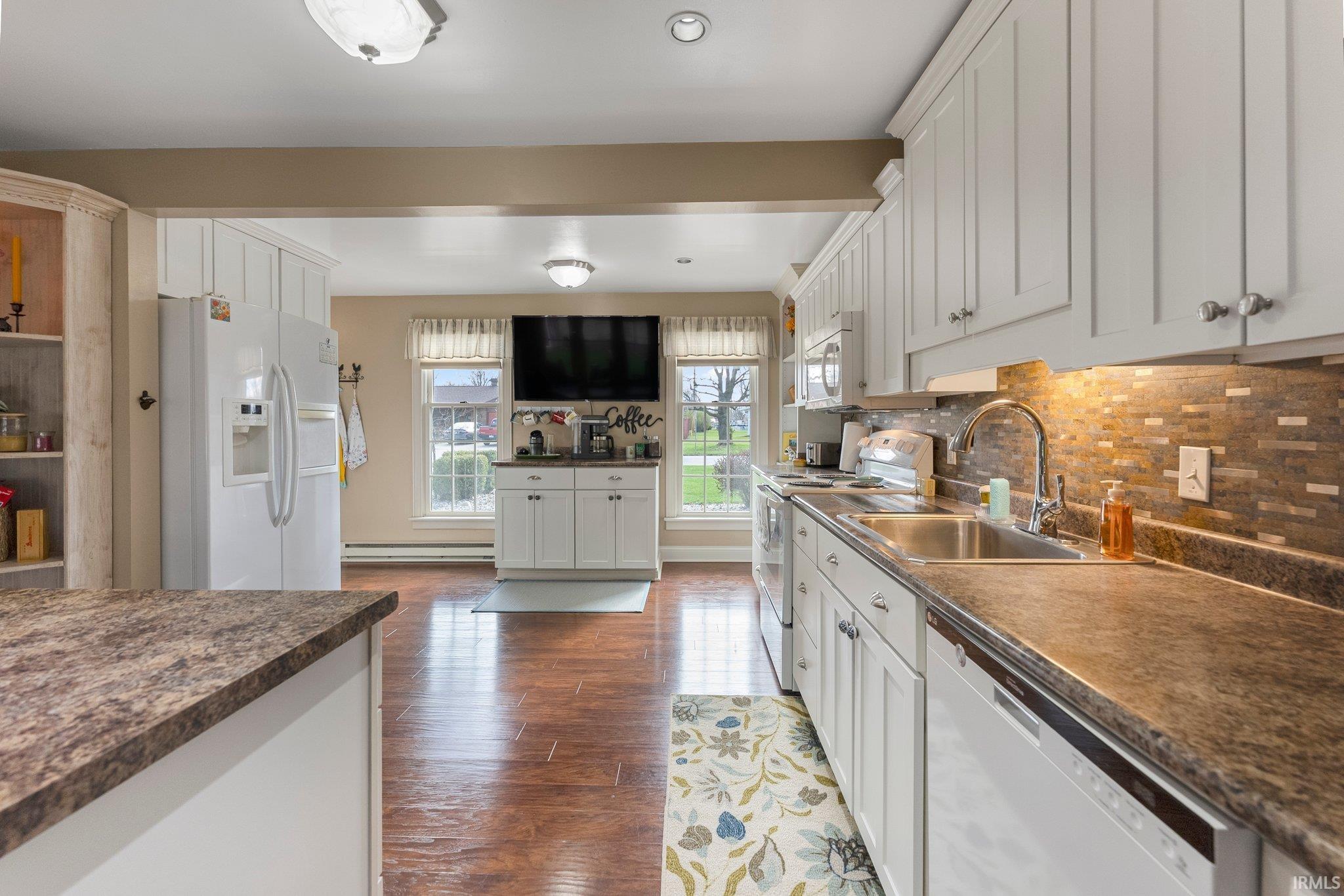 2821 Devon Drive Fort Wayne, IN 46815 - Photo 13 of 36