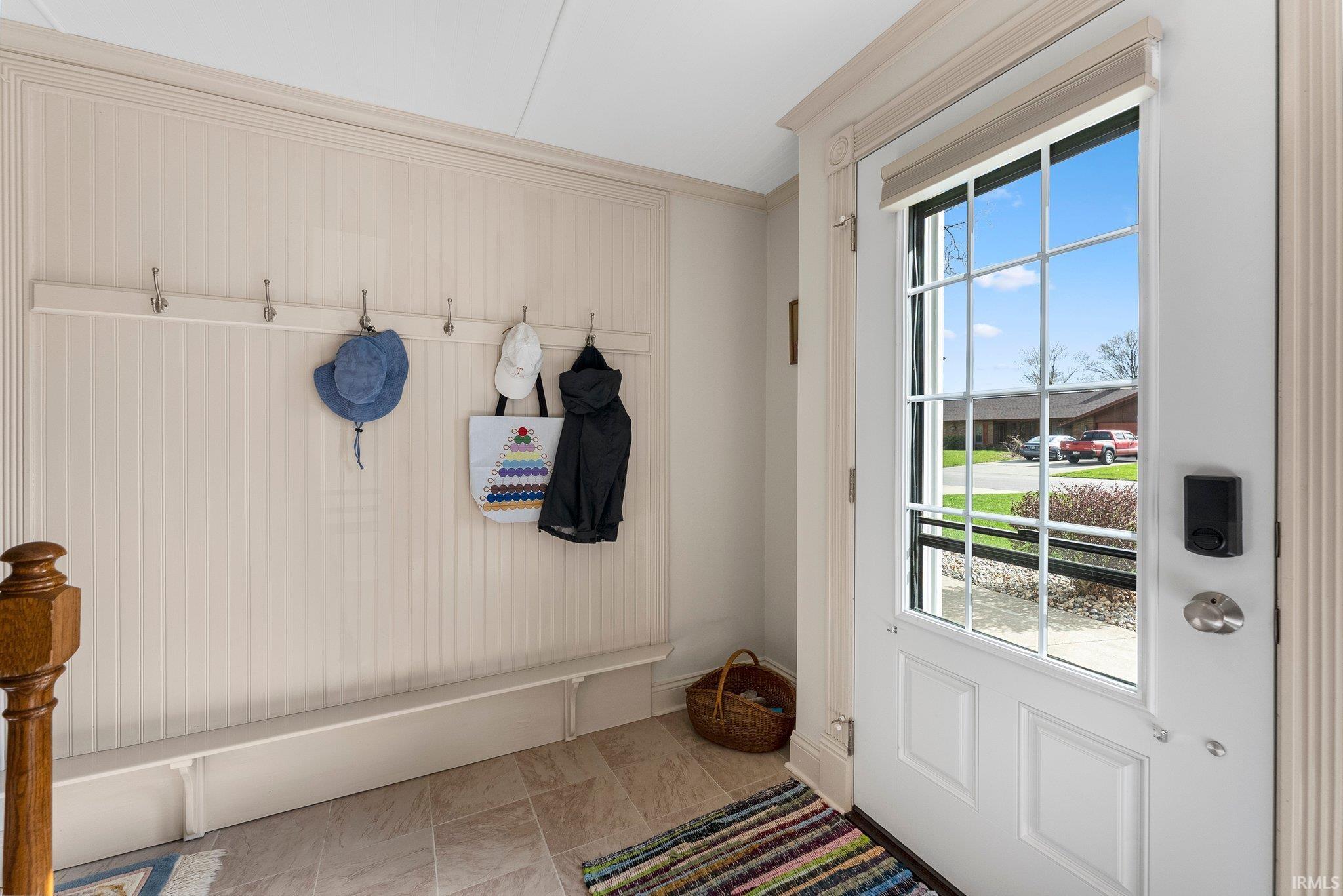 2821 Devon Drive Fort Wayne, IN 46815 - Photo 4 of 36