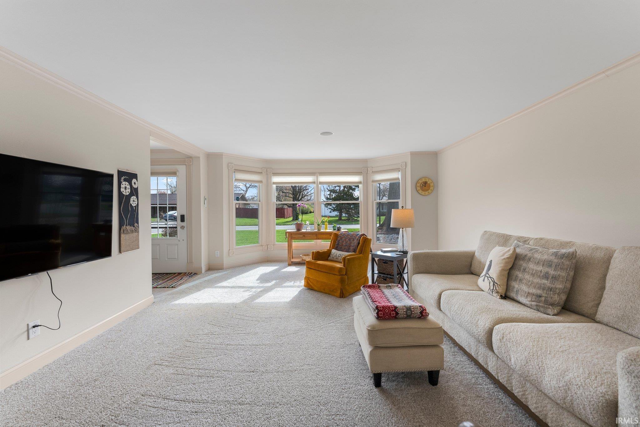 2821 Devon Drive Fort Wayne, IN 46815 - Photo 5 of 36