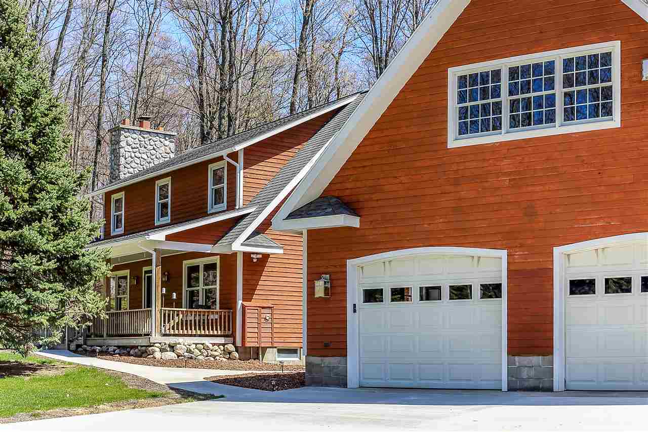 1794 East Old Mountain Road Cedar, MI 49621 - Photo 2 of 43 1860764-1.JPG