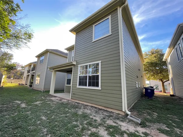 $2,679 | 6715 Windrift Way, Unit 21, Austin, TX 78745