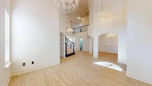 $799,000 | 8709 Thompson Drive, Lantana, TX 76226