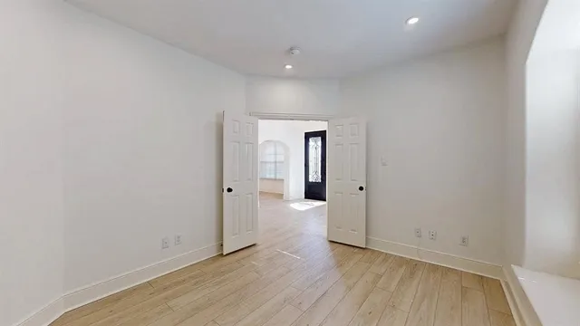 $799,000 | 8709 Thompson Drive, Lantana, TX 76226