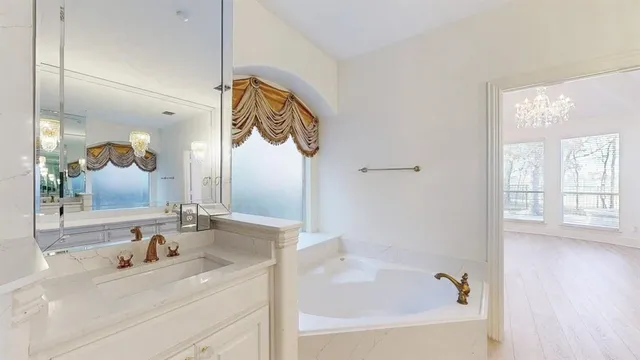 $799,000 | 8709 Thompson Drive, Lantana, TX 76226