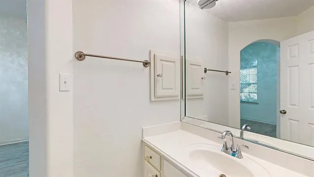 $799,000 | 8709 Thompson Drive, Lantana, TX 76226