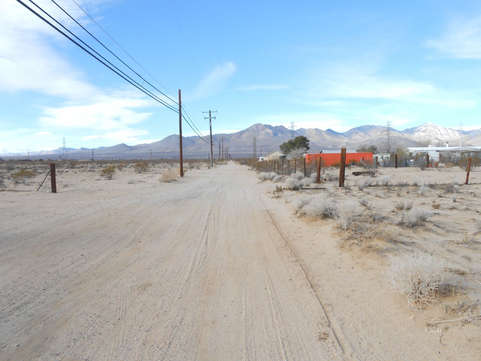 Comet Or Planet Ridgecrest, CA 93555 - Photo 4 of 8