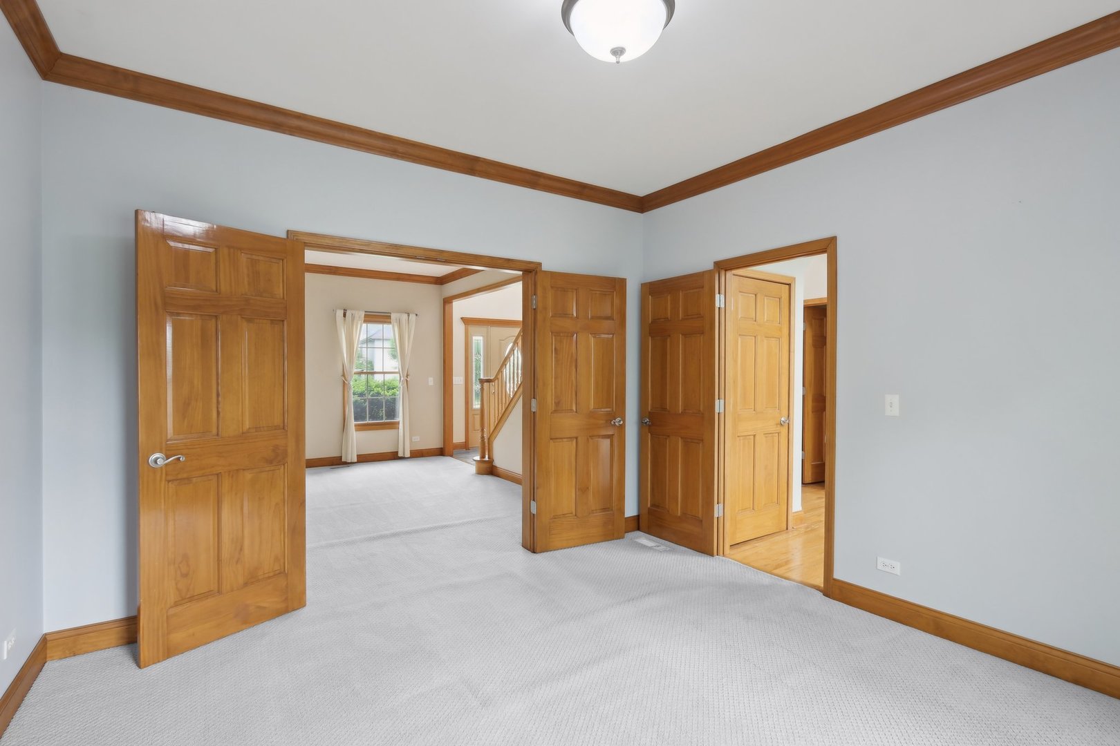 548 Asbury Drive Aurora, IL 60502 - Photo 23 of 48 a view of an empty room