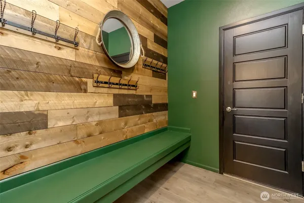 $949,950 | 650 McKinley Street, Enumclaw, WA 98022