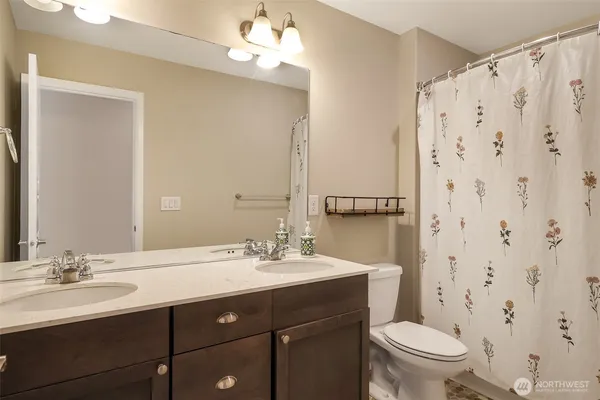 $949,950 | 650 McKinley Street, Enumclaw, WA 98022
