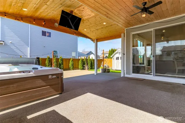 $949,950 | 650 McKinley Street, Enumclaw, WA 98022