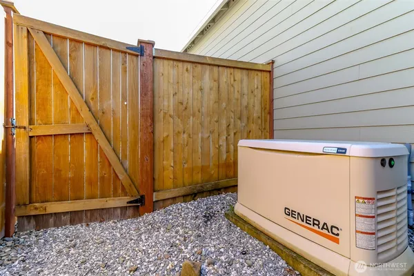 $949,950 | 650 McKinley Street, Enumclaw, WA 98022