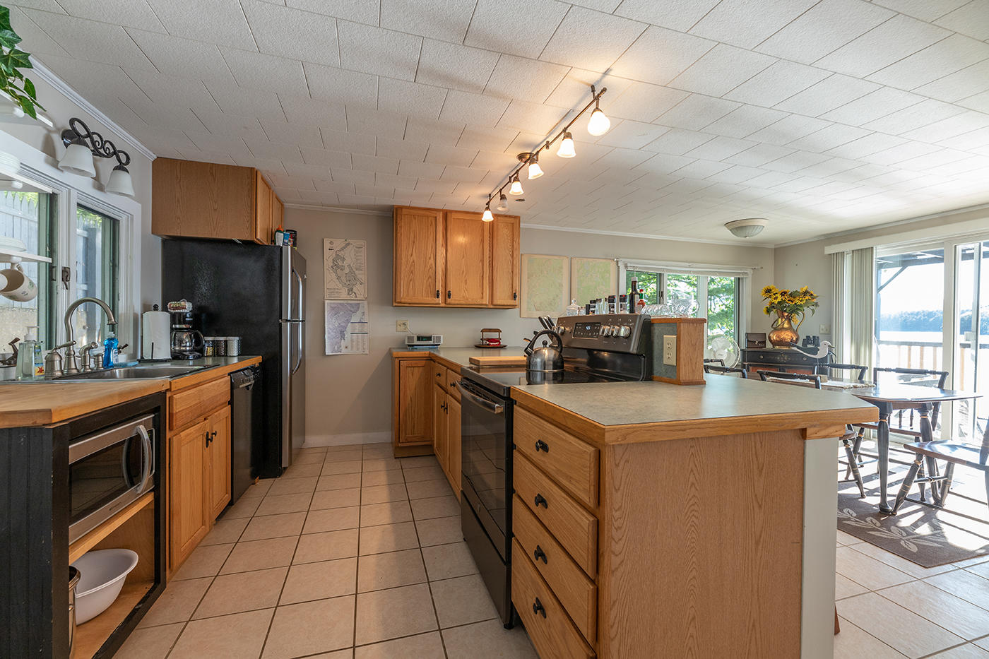 94 Camden Road Lincolnville, ME 04849 - Photo 14 of 30 K 1 C
