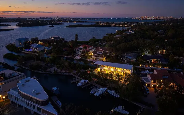 $7,950,000 | 1401 Kenilworth Street, Sarasota, FL 34231