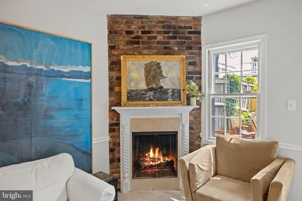 $4,750 | 608 South Pitt Street, Alexandria, VA 22314