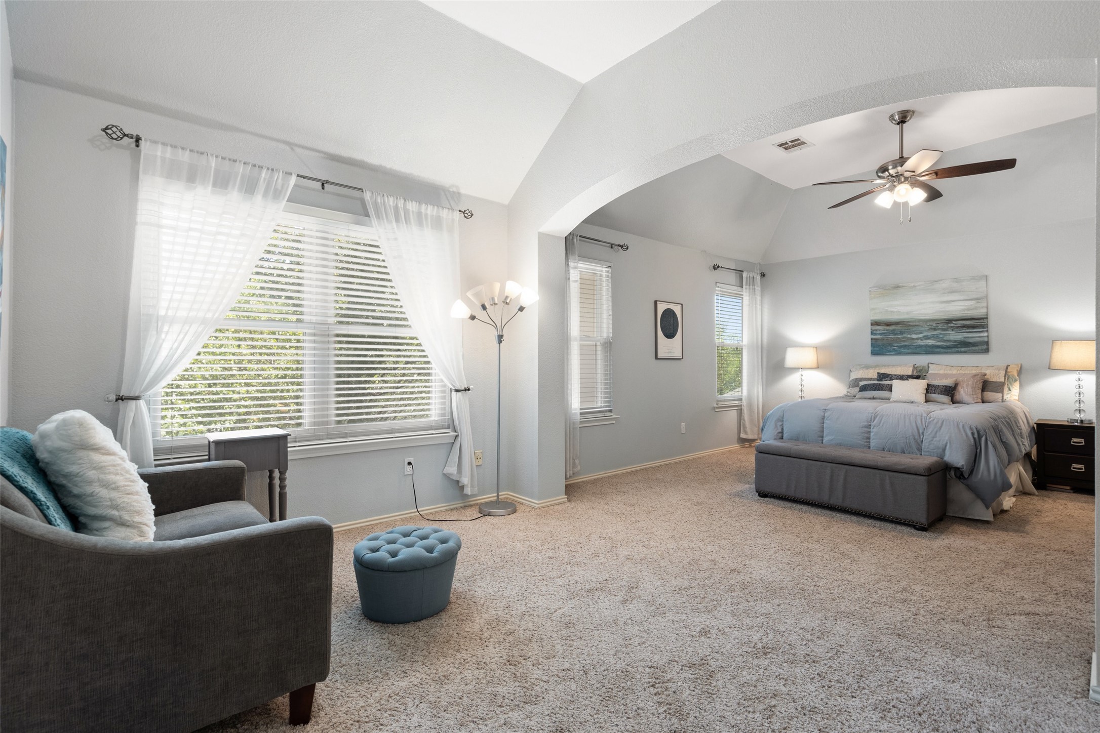 12813 Withers Way Austin, TX 78727 - Photo 18 of 40 a living room with furniture and a large window