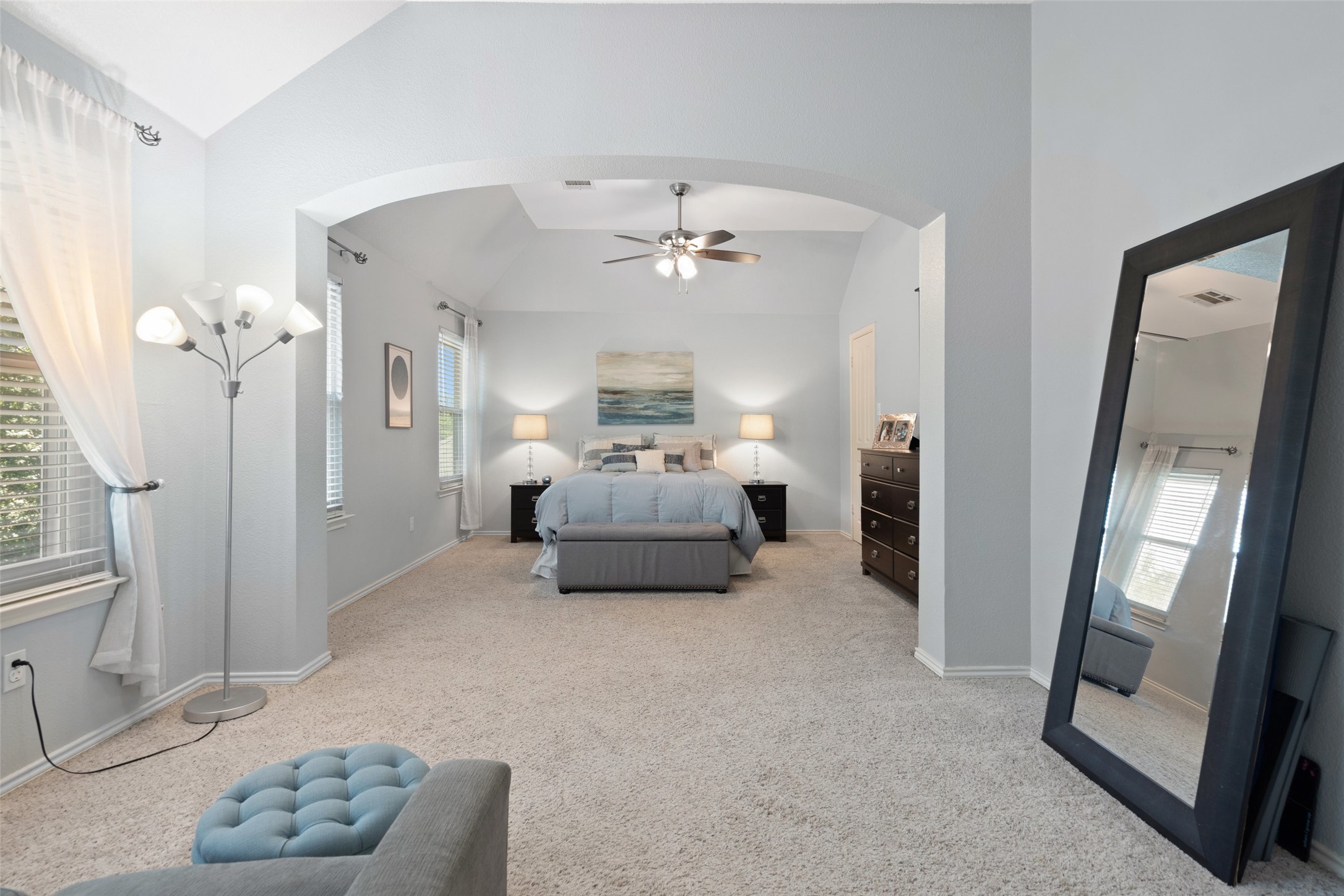 12813 Withers Way Austin, TX 78727 - Photo 19 of 40 a living room with furniture and a large mirror