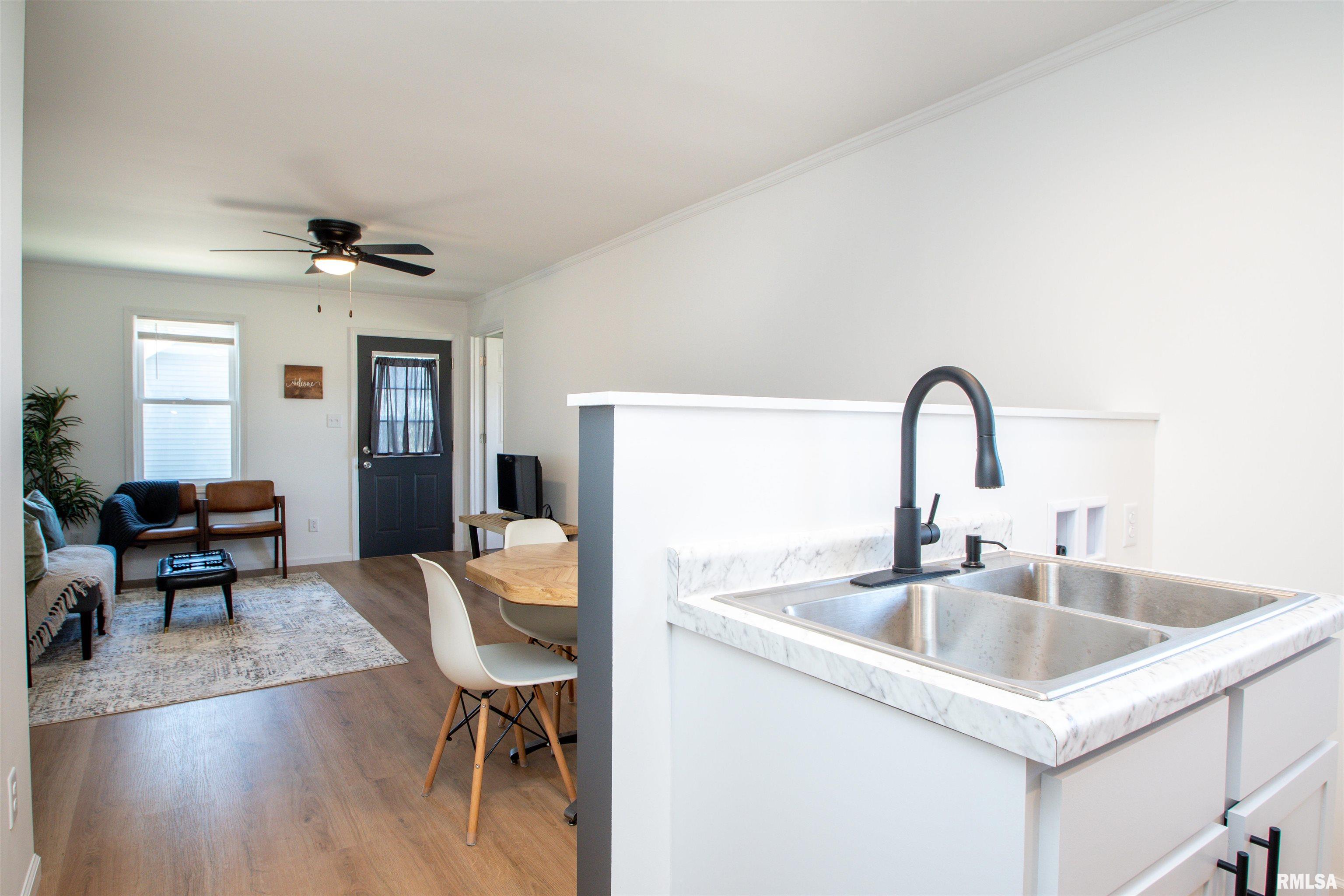 2173 Washington Road Washington, IL 61571 - Photo 23 of 39 Gallery Image 23