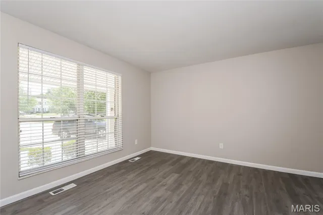 $2,040 | 3748 Riviere Marne Court, Florissant, MO 63034