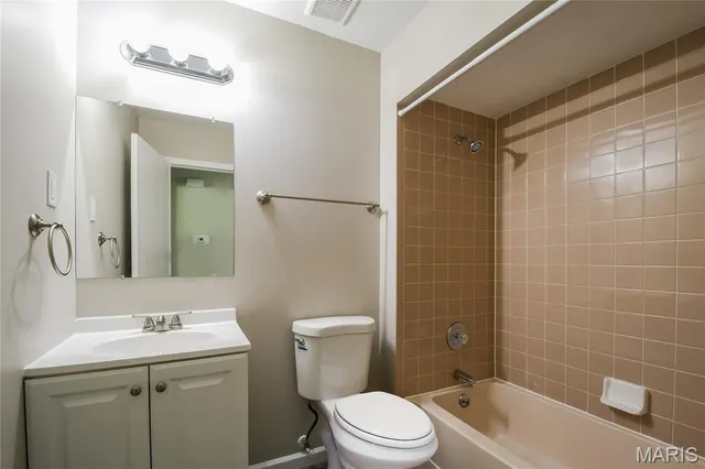 $2,040 | 3748 Riviere Marne Court, Florissant, MO 63034